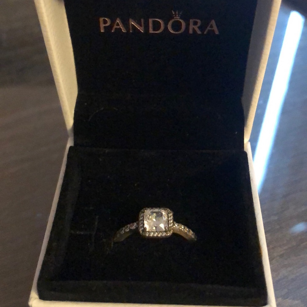 Square Sparkle Halo Ring